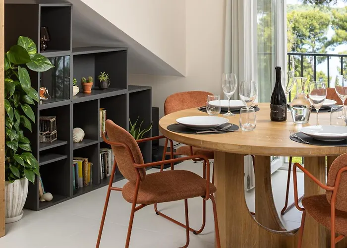 Dreamy Loft With Sea View * 耶尔萨