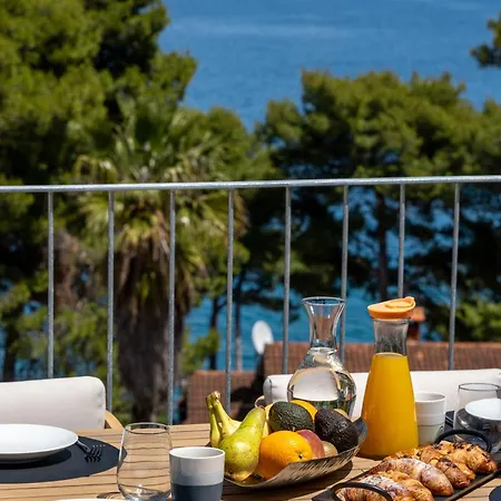 Dreamy Loft With Sea View דירה ילסה