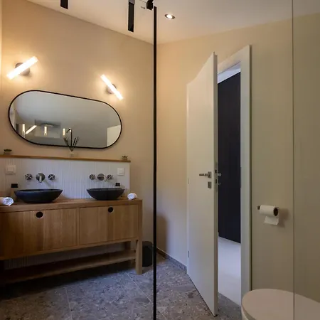 Dreamy Loft With Sea View דירה ילסה