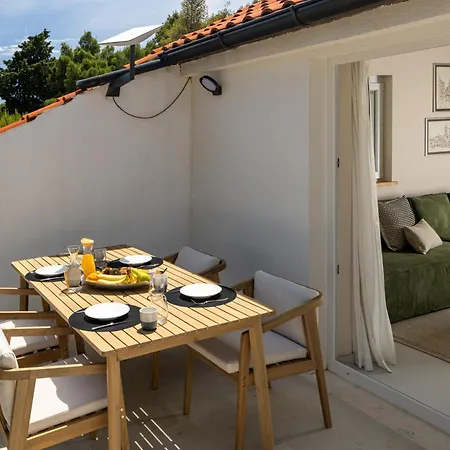 דירה Dreamy Loft With Sea View